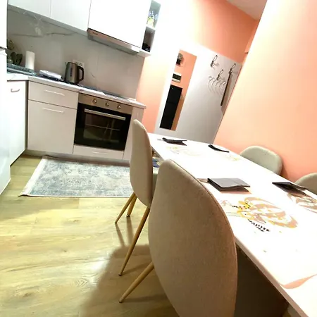 Bllok Daily Apartment *